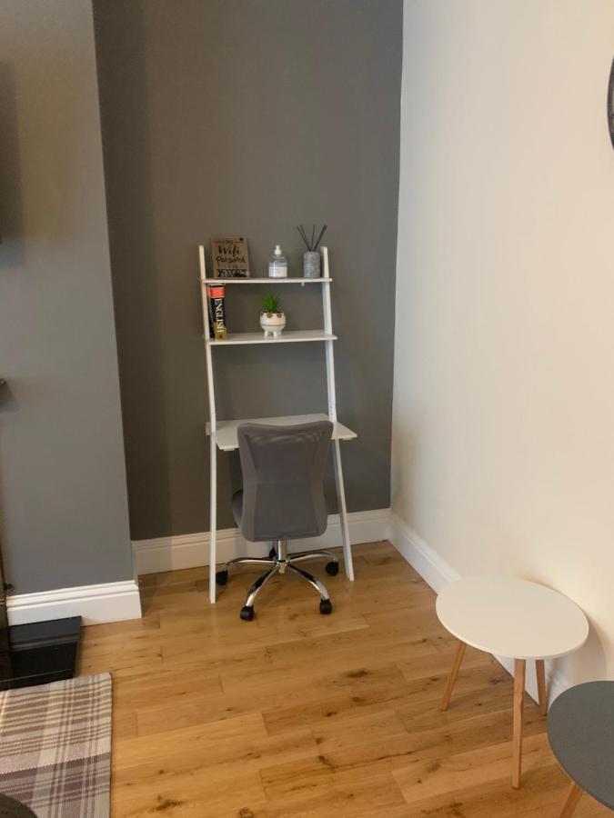 Gateshead Serviced Apartment Ideal For Contractors And Vacationing Buitenkant foto